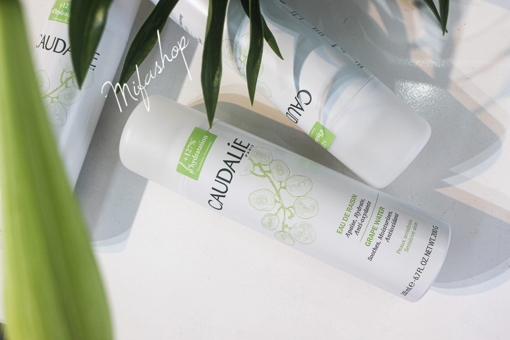 Xịt khoáng caudalie eau de raisin grape water paris