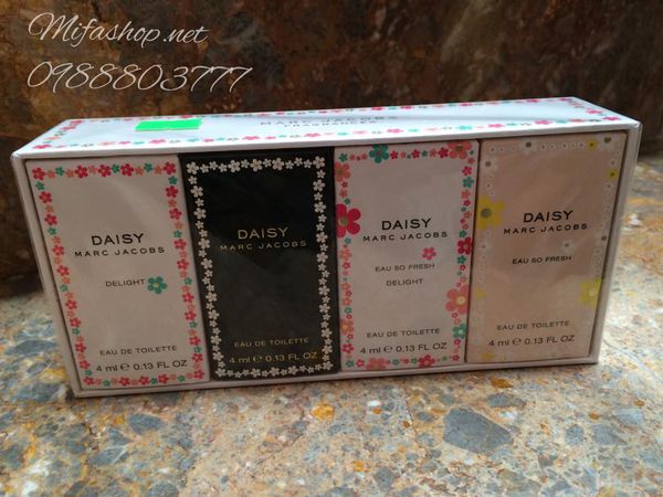 Set quà tặng daisy marc jacobs 4 chai x 4ml