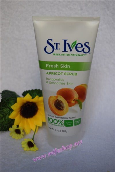 Sữa rửa mặt St.ives Fresh Skin Apricot cho làn da tươi sáng
