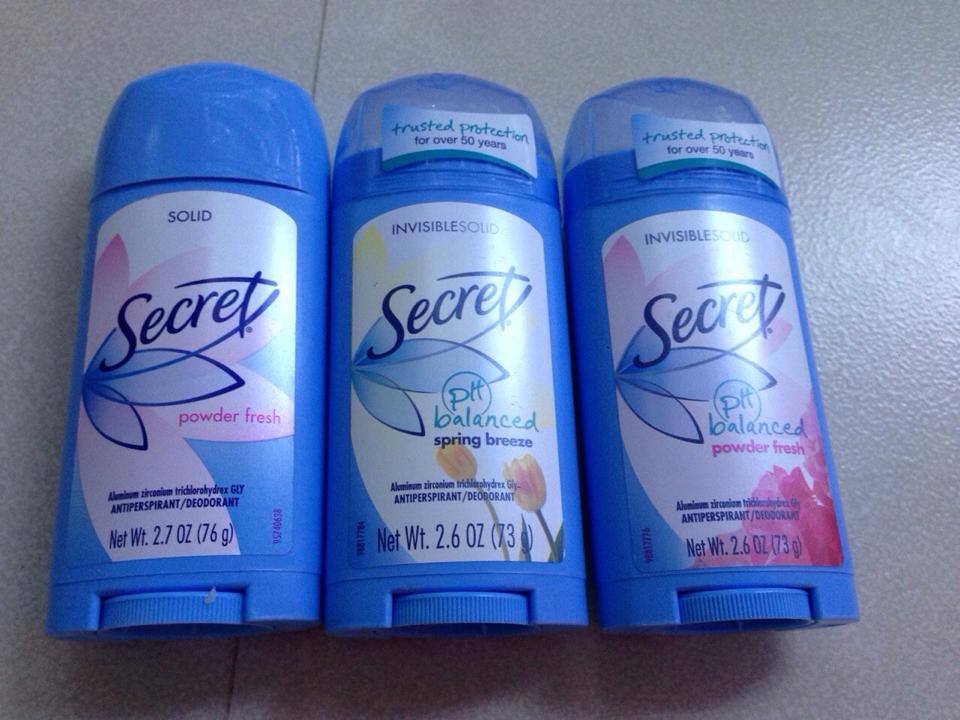 Lăn khử mùi dạng sáp Secret Invisible Solid Powder Fresh cho nữ