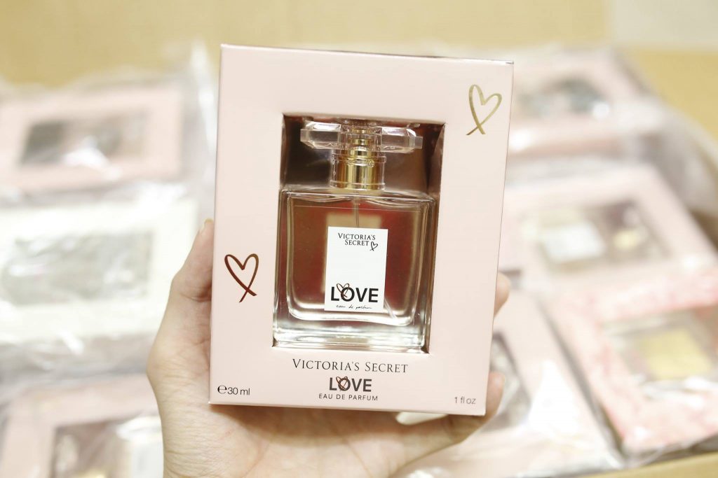 N%C6%B0%E1%BB%9Bc Hoa Victoria%E2%80%99s Secret Love Eau De Parfum 30ml 2