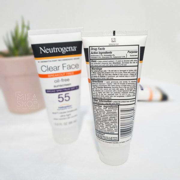Kem Chống Nắng Clean Face Oil Free SPF 55 Neutrogena 88ML