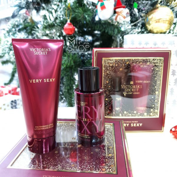 Bộ Quà Tặng Xịt Thơm Very Sexy Fragrance Mist 75ML And Lotion 100ML Victoria’s Secret