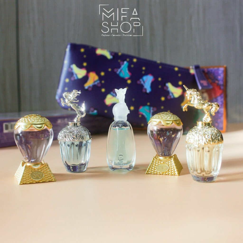 Bộ Quà Tặng 5 Chai Nước Hoa Mini Anna Sui Miniature Collection