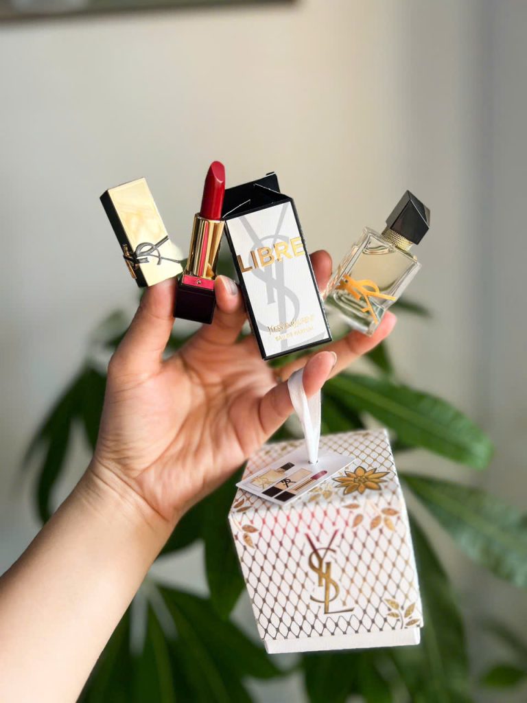 bộ quà tặng ( gift set) nước hoa và son môi YSL mini