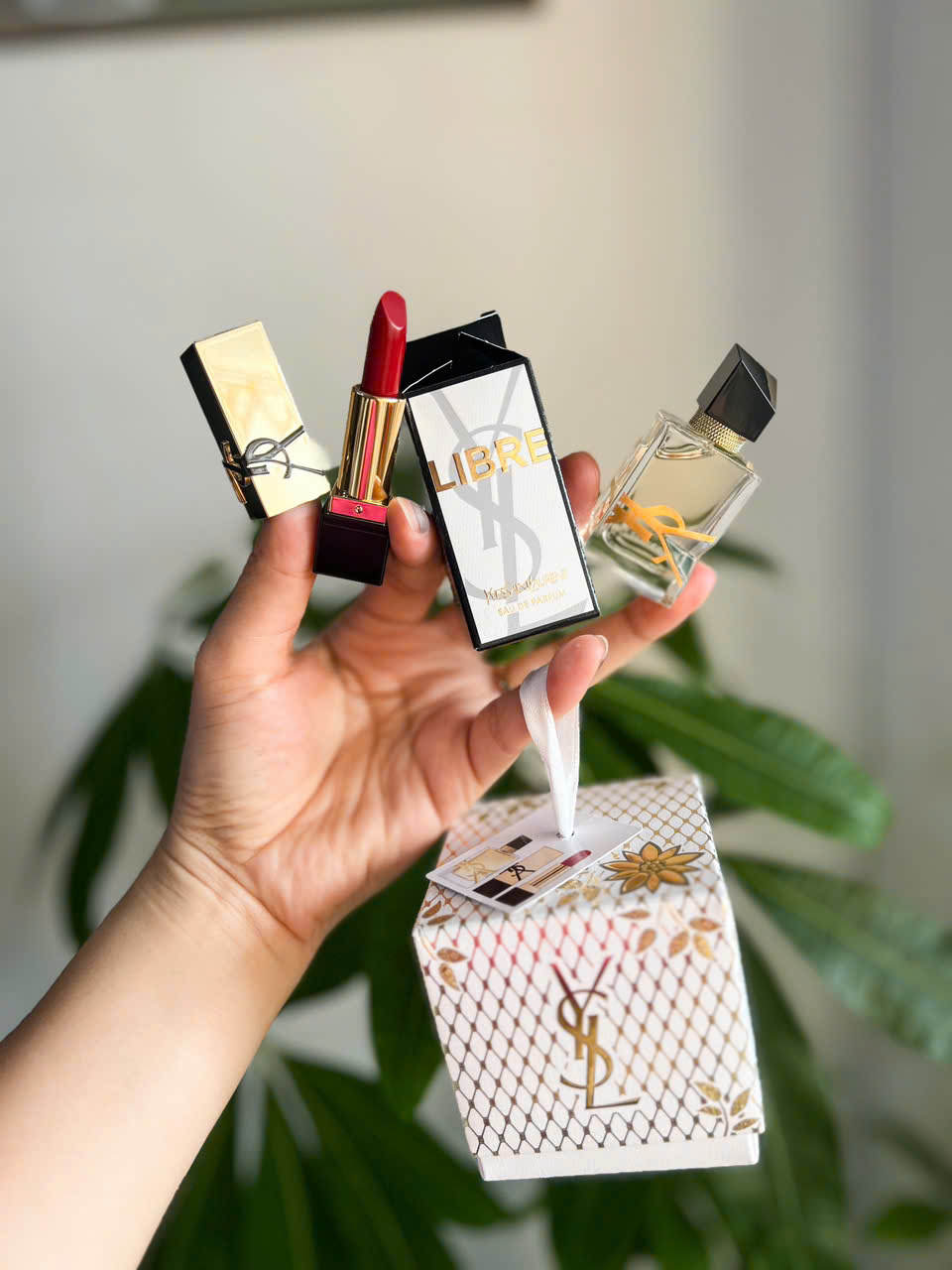 bộ quà tặng ( gift set) nước hoa và son môi YSL mini