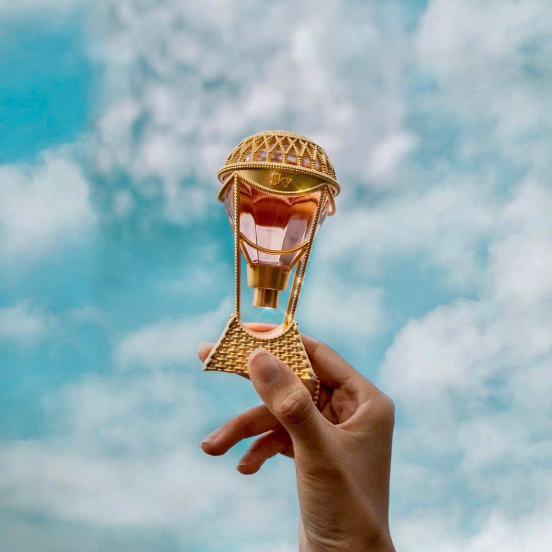 Nước hoa anna sui sky